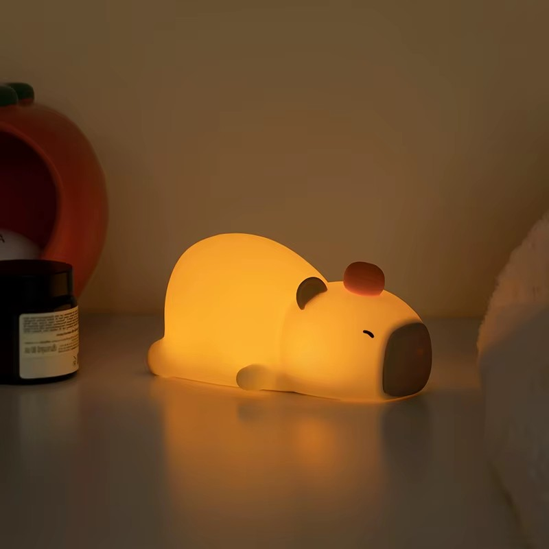 Lazy Capybara - Rechargeable Nightlight